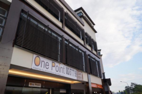 Отель One Point Hotel  Кучинг